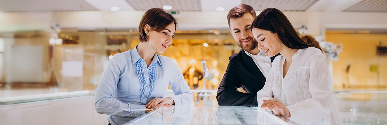 How to shop for an engagement ring like a pro