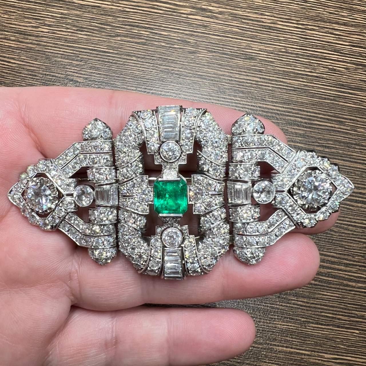 Art Deco Platinum Emerald & Diamond Brooch | Dunkin's Diamonds