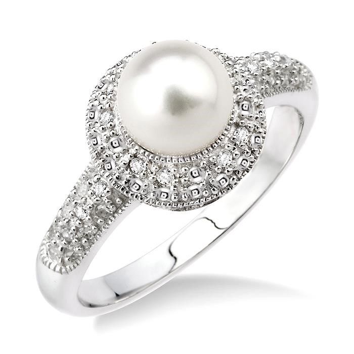 A Brief History of the Pearl Engagement Ring from Barbara Hutton to Ariana  Grande