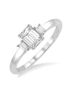 ElCaTh IonRaAr 14K White Gold Diamond Ring