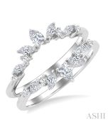 OraZenLin Diamond Ring