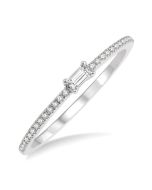 Selene Peridot Diamond Ring