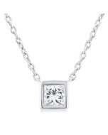 Élan Hera Princess Shape Bezel Set Petite Diamond Fashion Pendant