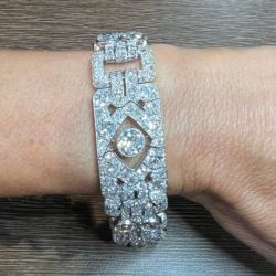 French Art Deco Platinum 50.00 Ct Diamond Bracelet
