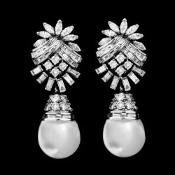Diamond & South Sea Pearl Earrings

