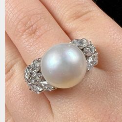18K White Gold South Sea Pearl and Diamond Ring