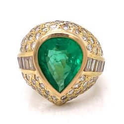 18K Yellow Gold Colombian Emerald and Diamond Ring