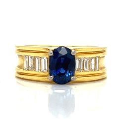 18K Yellow Gold Sapphire & Diamond Ring
