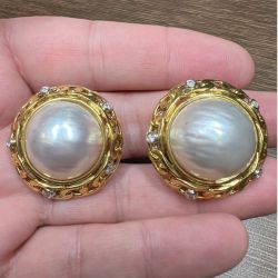 18K Yellow Gold Mabe Pearl & Diamond Earrings
