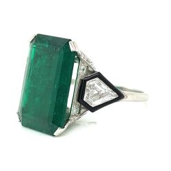 Stunning Platinum Emerald and Diamond Ring
