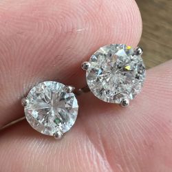 18K White Gold 2.94 Ct . Diamond Stud Earrings
