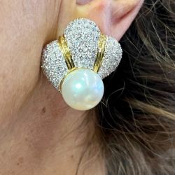18K Yellow Gold South Sea Pearl & Diamond Earrings
