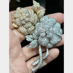 18K Yellow and White Gold Diamond Flower Brooch
