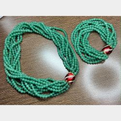 18K Yellow Gold Green Bead Diamond Necklace & Bracelet Set