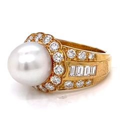 18K Yellow Gold South Sea Pearl & Diamond Ring