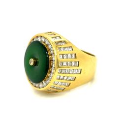 18K Yellow Gold Certified Jade & Diamond Ring
