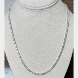 14K White Gold 13.50 Ct. Diamond Tennis Necklace
