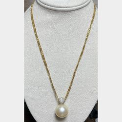 18K Yellow Gold South Sea Pearl and Diamond Necklace
