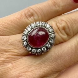 3.00 Ct Oval Cabochon Ruby Ring
