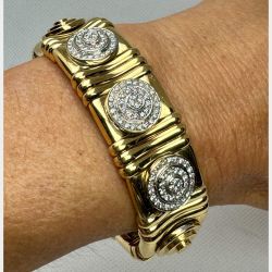 18K Yellow Gold Diamond Cuff Bracelet
