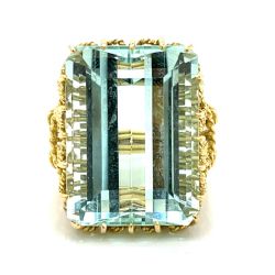 1960’s 18K Yellow Gold Aquamarine Ring
