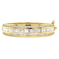 14K Yellow Gold 9.80 Ct. Diamond Bangle Bracelet
