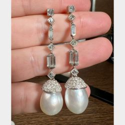 Art Deco Platinum CISGEM/SSEF Certified Natural Pearl & Diamond Earrings
