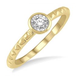 Light Weight Diamond Promise Ring