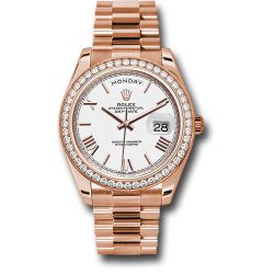  *Pre-Owned* Rolex Everose Gold Day-Date 40 Watch - Everose Gold Bezel - White Bevelled Roman Dial - President Bracelet
