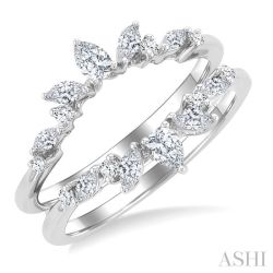 OraZenLin Diamond Ring