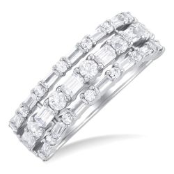 XeXeLys CaVioLo Diamond Ring