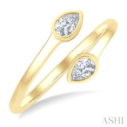 IsIonAe 14K Yellow Gold Diamond Ring