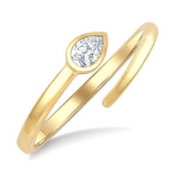 OraThOn 14K Yellow Gold Diamond Ring