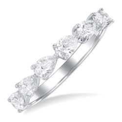 ArZenXe LoVerAe Diamond Ring