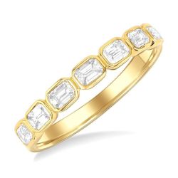 IsXeOra Diamond Ring