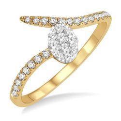 Oval Shape Shine Bright Diamond Fashion Ring