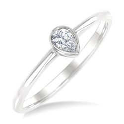 ElRaVio 14K White Gold Diamond Ring