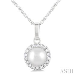 Pearl & Halo Diamond Pendant