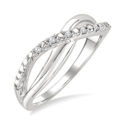 LuxVerTh Diamond Ring