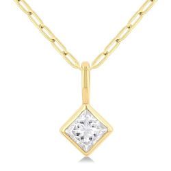 Quince Zenith Princess Shape Bezel Set Paperclip Diamond Fashion Pendant
