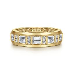 14K Yellow Gold Diamond Men's Wedding Ring in Sand Blast Finish