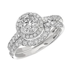 The Classic Round Halo Bridal Set - 1ctw Lab Grown *IGI Certified*